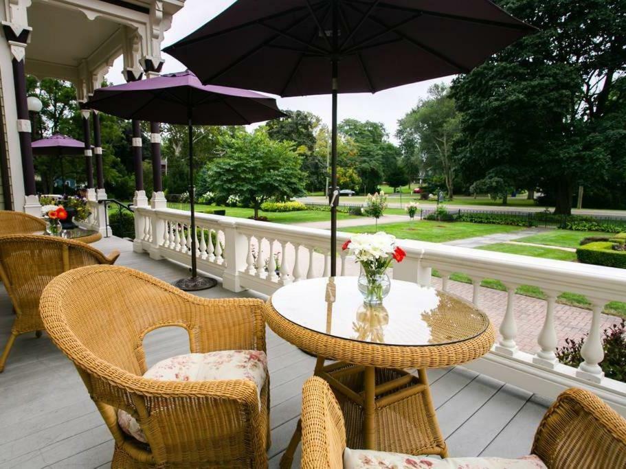Silas W Robbins B&B Wethersfield Exterior foto